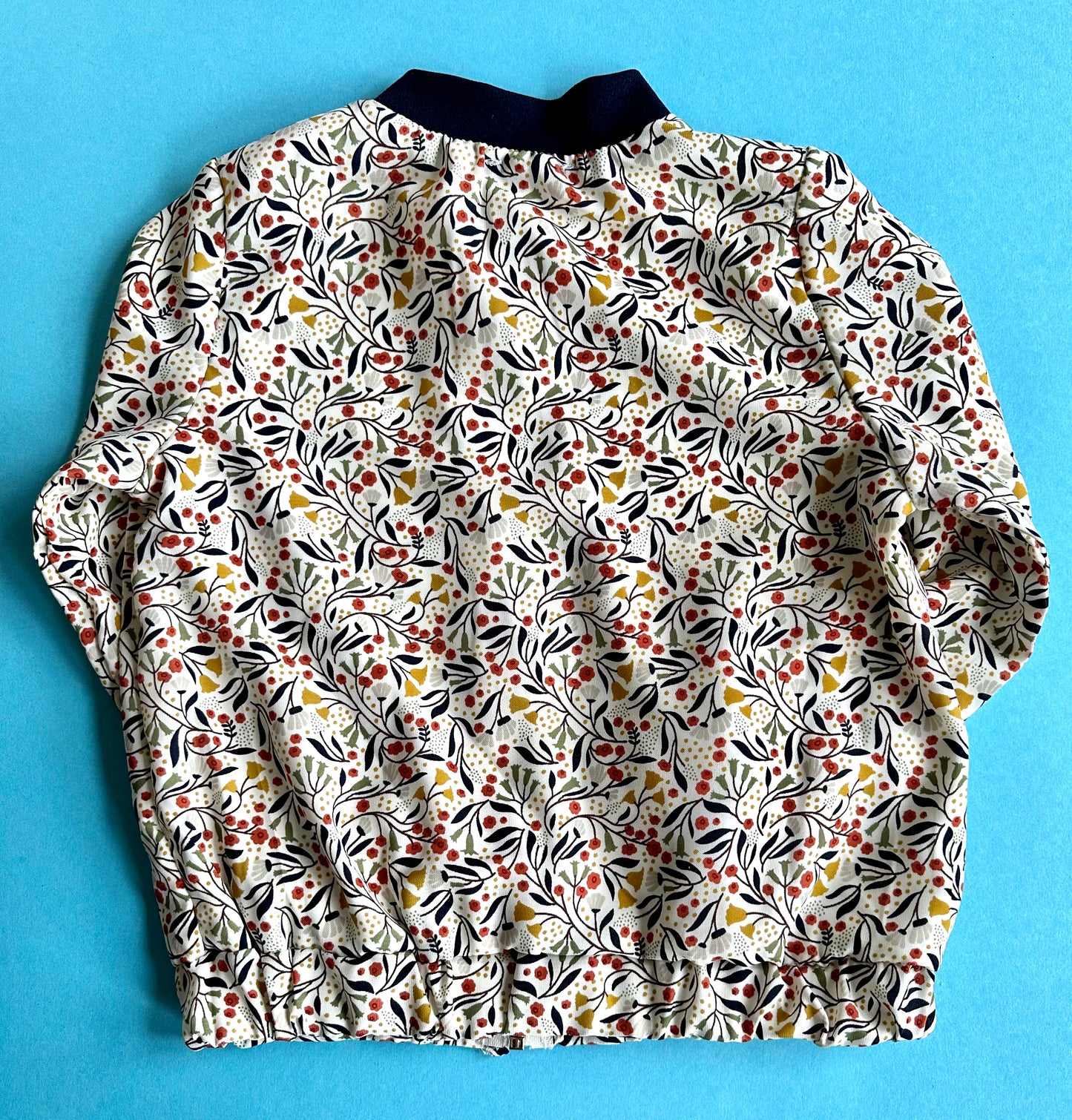 Jacke für Kinder - geblümte Bomberjacke