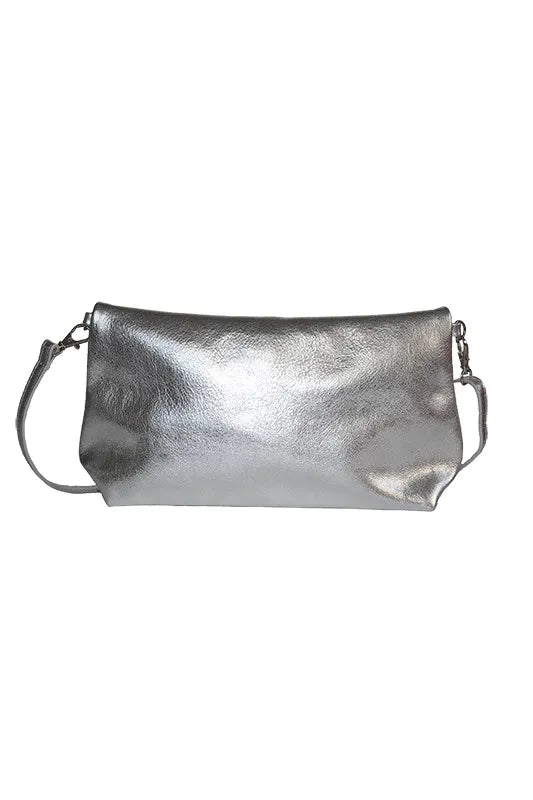 Ein Silberstreif am Horizont - silberne Ledertasche